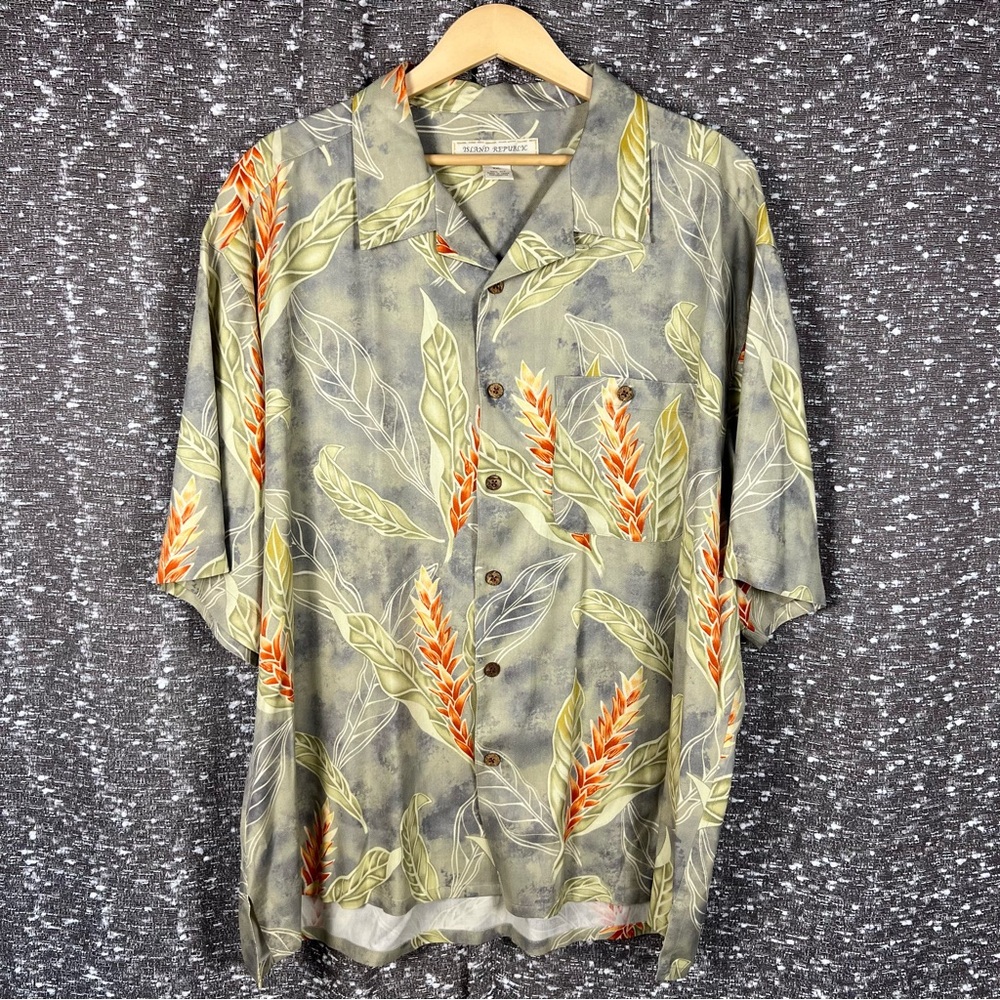 Island Republic‎ Hawaiian T-Shirt Vacation Beach